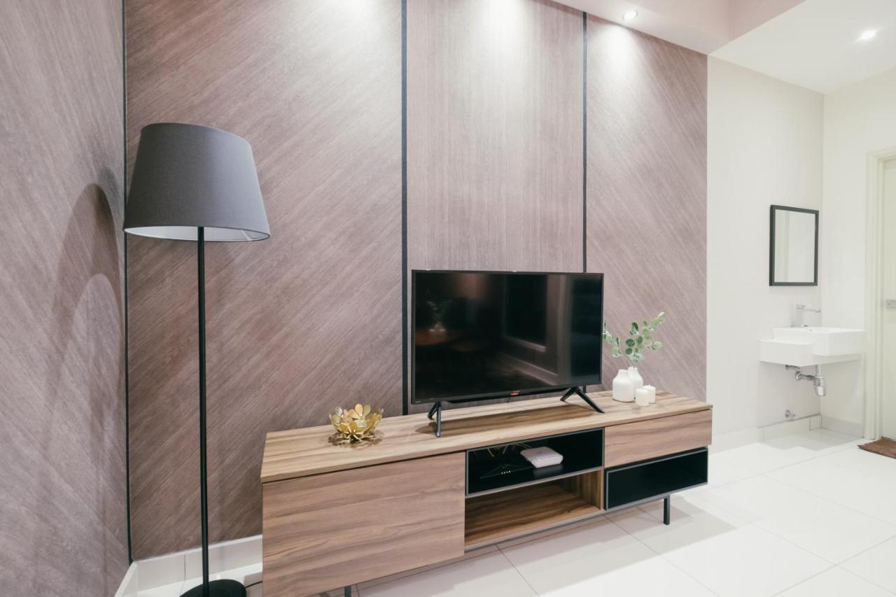 Arte Mont Kiara 3Pax Jacuzzi Pool Gym Near Mitec Matrade Apartment กัวลาลัมเปอร์ ภายนอก รูปภาพ